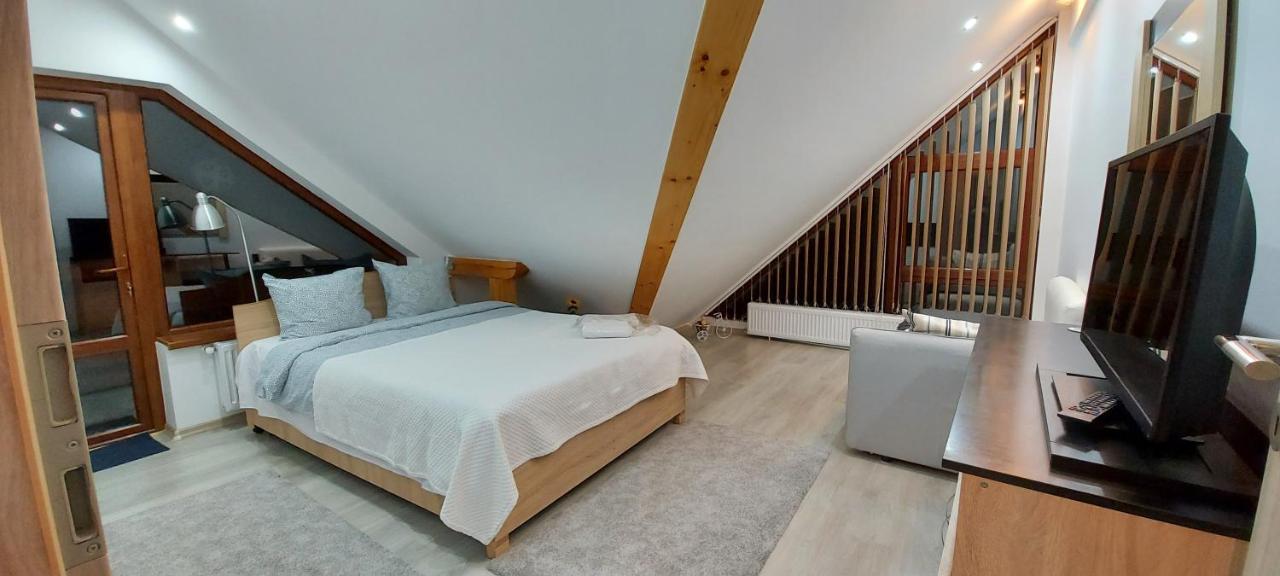 Kalinderu Skier'S Apartament Bellevue 부스테니 외부 사진