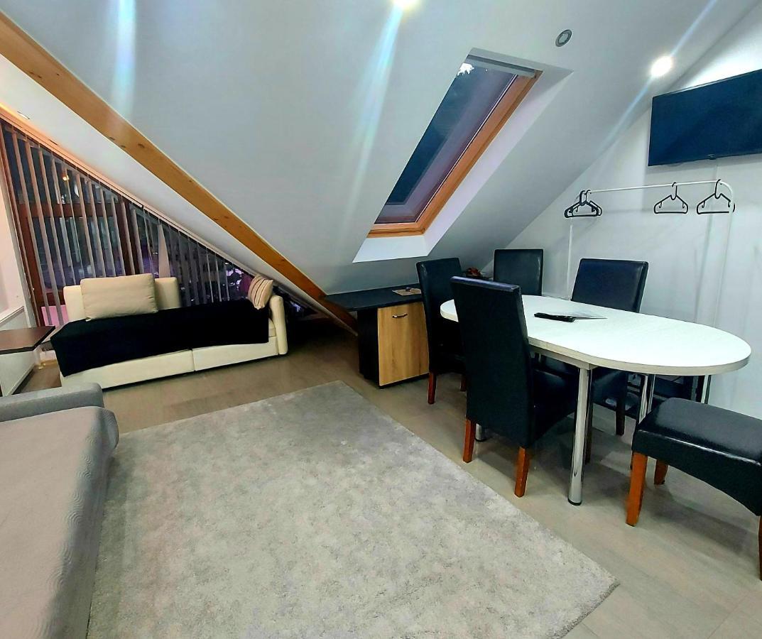 Kalinderu Skier'S Apartament Bellevue 부스테니 외부 사진